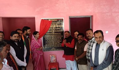 आमदनी–सिंगारघाट में विकास की शुरुआत, लाखों के विकास कार्यों का भूमि पूजन