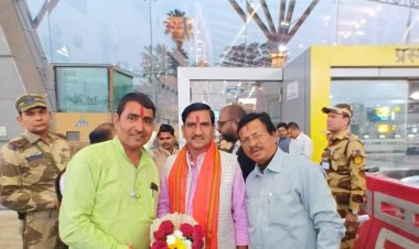 केंद्रीय राज्यमंत्री तोखन साहू को राजिम महोत्सव का निमंत्रण