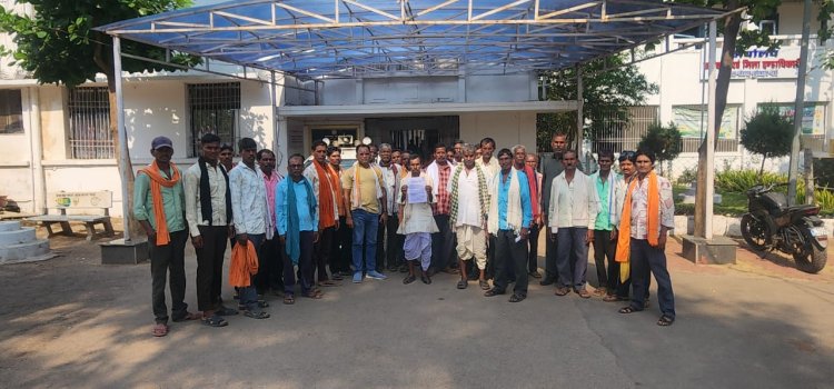 ग्राम पंचायत पत्थर्रा में घास भूमि पर घमासान: “स्वच्छता की पटाई या कब्जे की तैयारी?”