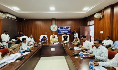 जिला कार्यक्रम अधिकारी पर मंत्री के नाम का कथित इस्तेमाल कर गुमराह करने का आरोप