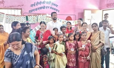 धरमपुरा में आंगन मिलन सेवा कार्यक्रम, माताओं की गोद भराई और बच्चों का अन्नप्राशन