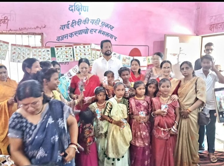 धरमपुरा में आंगन मिलन सेवा कार्यक्रम, माताओं की गोद भराई और बच्चों का अन्नप्राशन
